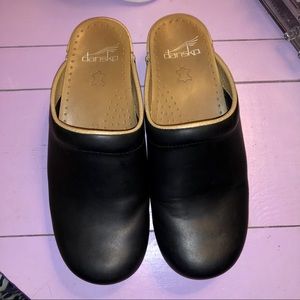 Dansko Sonja Clog Black Oiled Natural